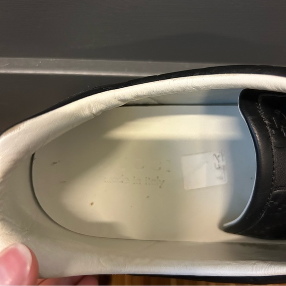 GUCCI Ace Signature Sneaker Embossed Black Monogram Leather Stripe - Picture 7 of 10